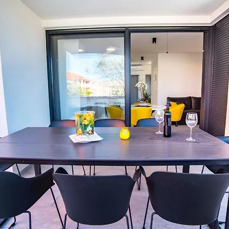 아파트 Luxury Palmview Mit Whirlpool Und Terrasse