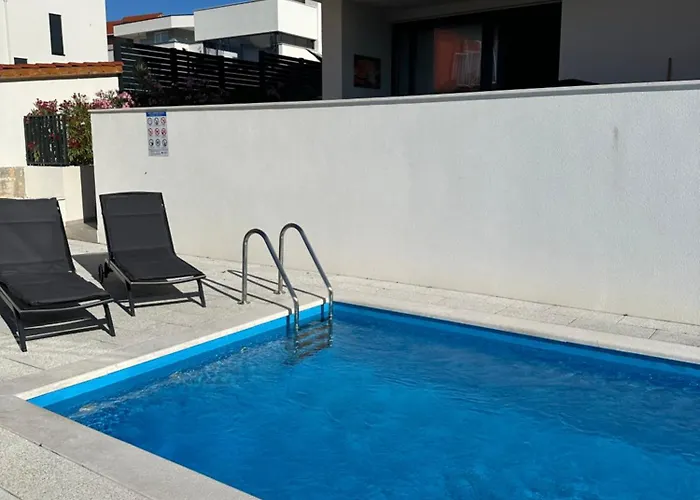 아파트 Luxury Palmview Mit Whirlpool Und Terrasse *