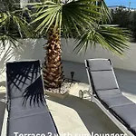 Luxury Palmview Mit Whirlpool Und Terrasse